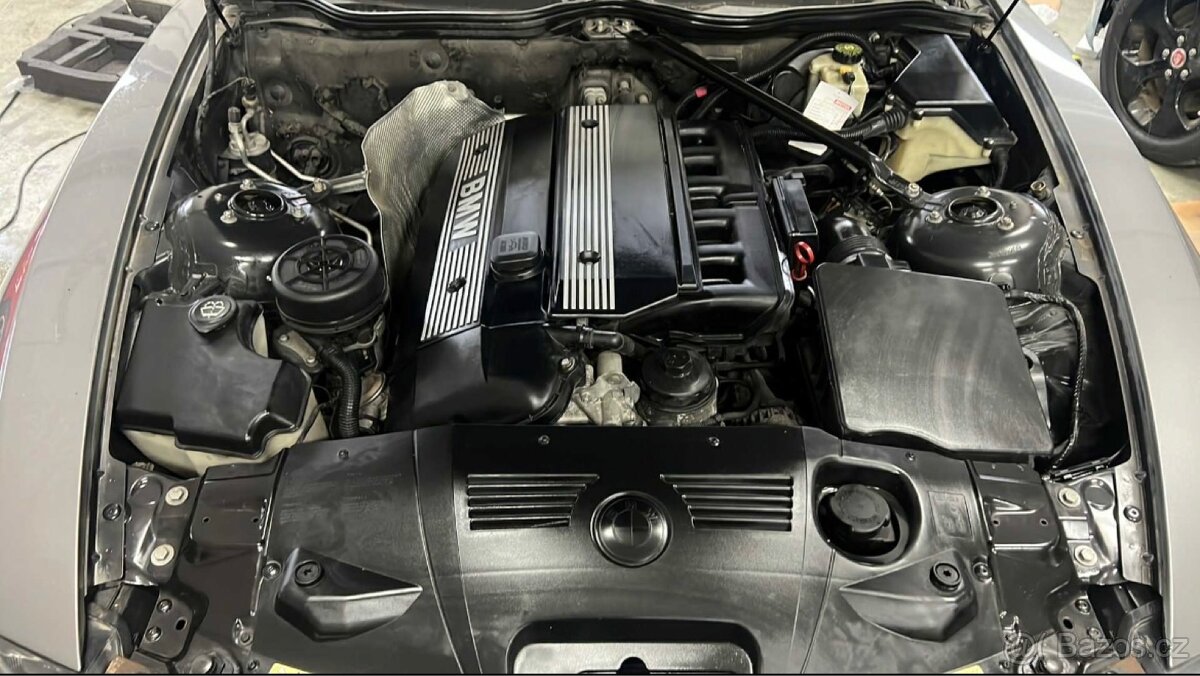 BMW Z4 E85 2.5 - 13