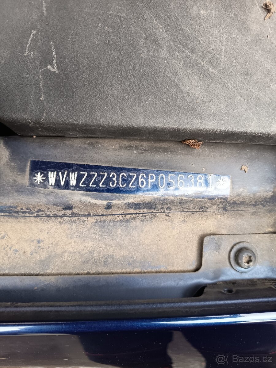 Volkswagen Passat B6 2.0TDI 2006 - 13