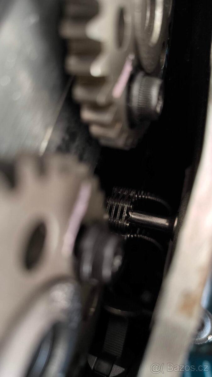 Díly Triumph Street Triple 675 - LEVNĚ - 13