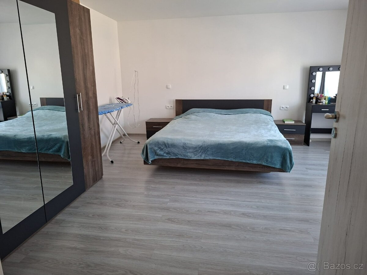 Prodáme dům se zahradou - 13