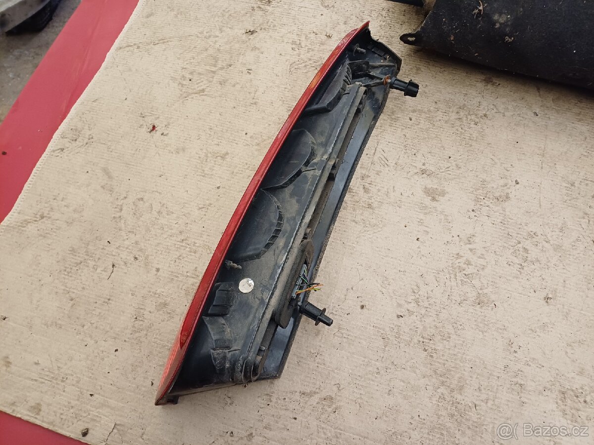 Zbytek dílů na Ford C-Max 1.8 benzín - 13