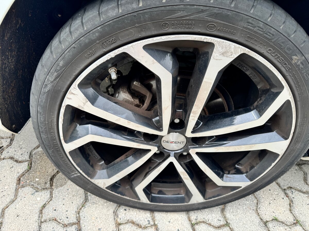 Hyundai i30 1.5 dpi DPH - 13