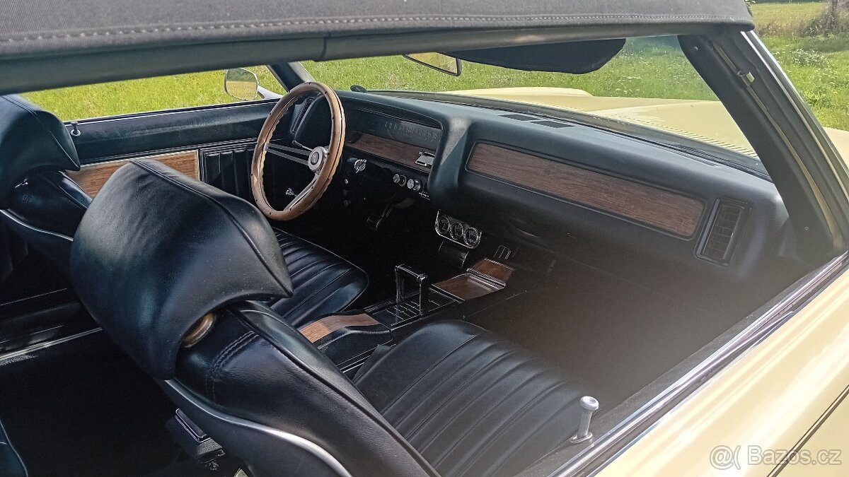 PONTIAC Parisienne 2+2 - Kabriolet - 13