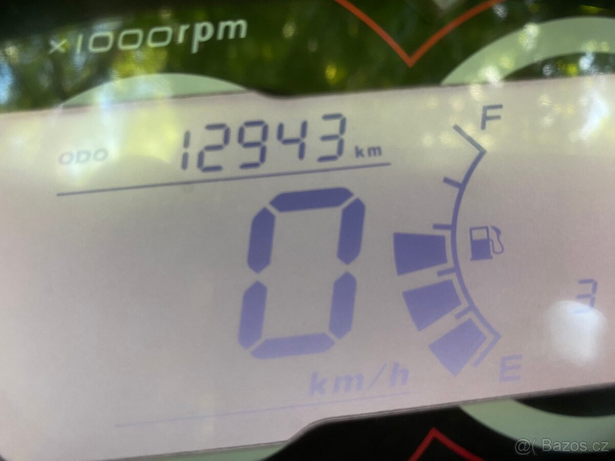 Kymco K-XCT 125i - 13