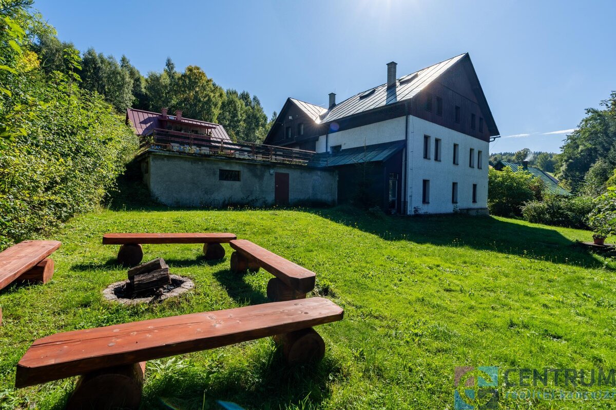 Prodej rekreační chalupy 373m2 - 13