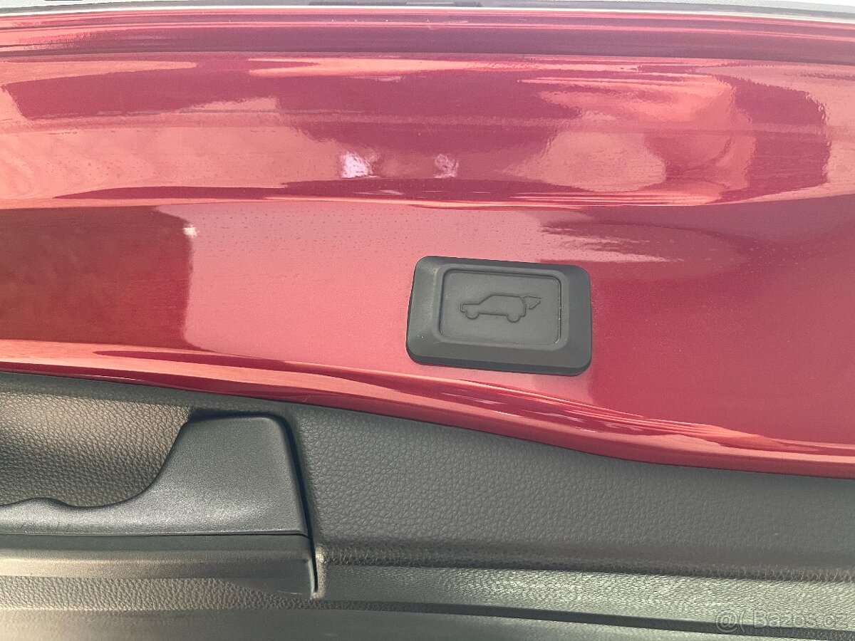 Toyota Rav4 2.5 HEV 163KW Hybrid 4x4 Comfort Style, Odp. DPH - 13