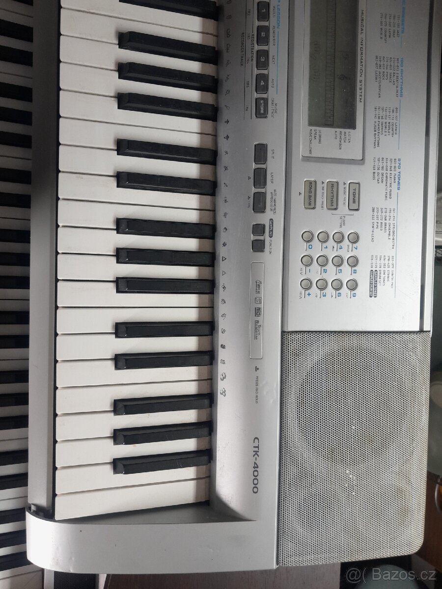 Prodám klávesy - 13