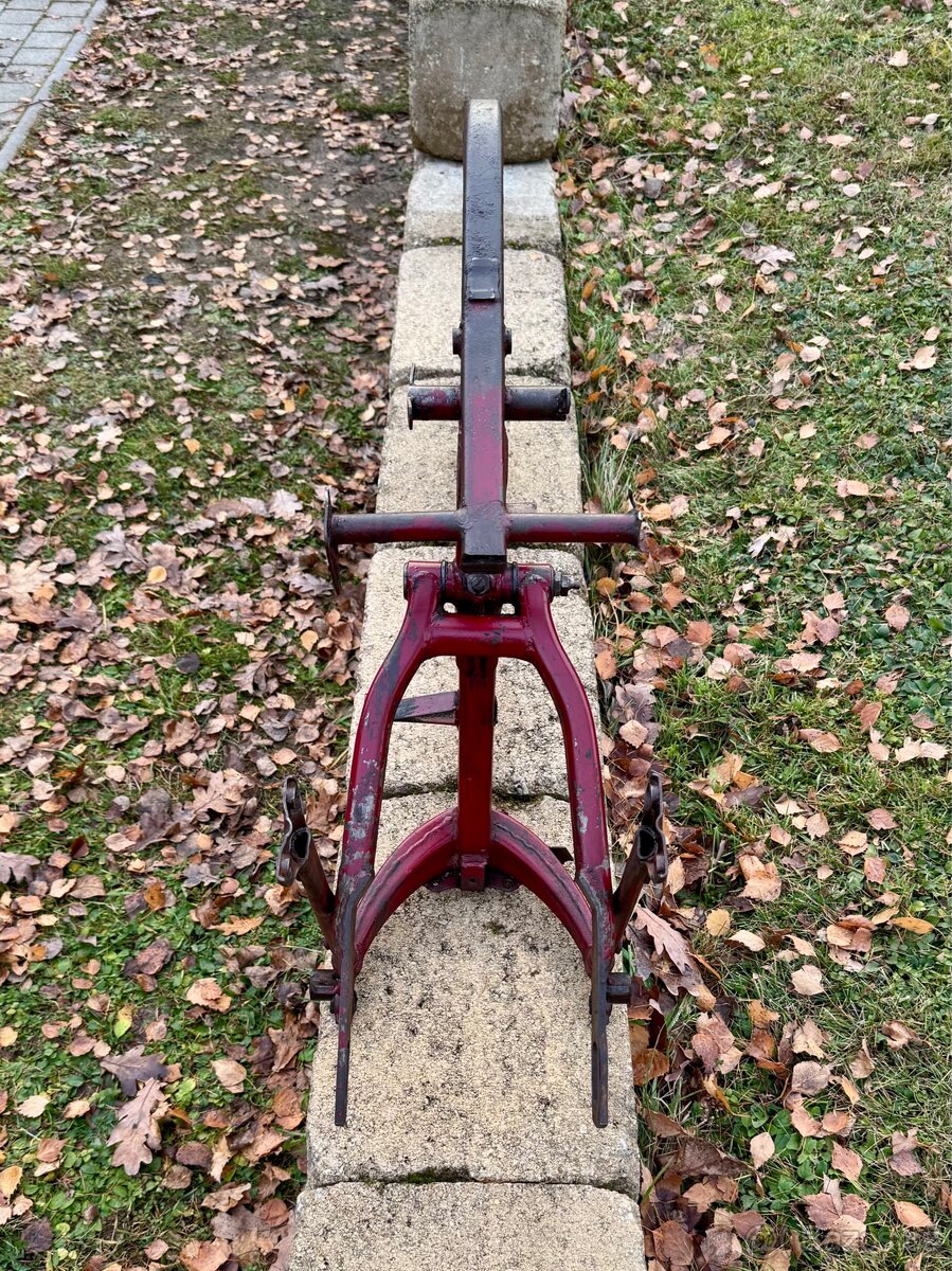 Jawa CZ 250 353 - rám s anglickým štítkem - 13