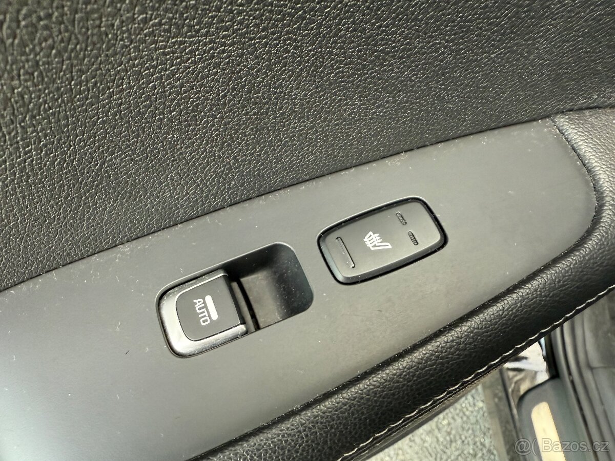 Kia Sorento 3 2016 2.2 147KW Automat Nová STK - 13