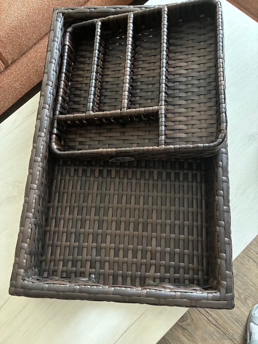 Servírovací ratanový set - 13