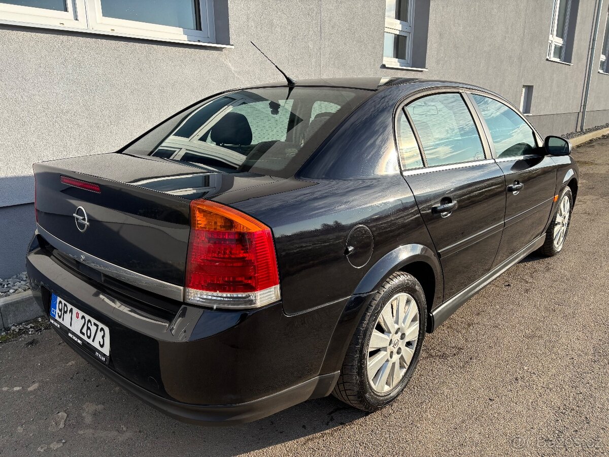 Opel Vectra 2.2i - 13