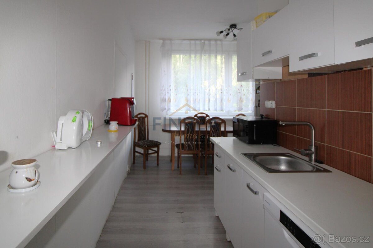 Prodej bytu 4+1 99 m2 Karla Čapka, Krupka - Maršov - 13