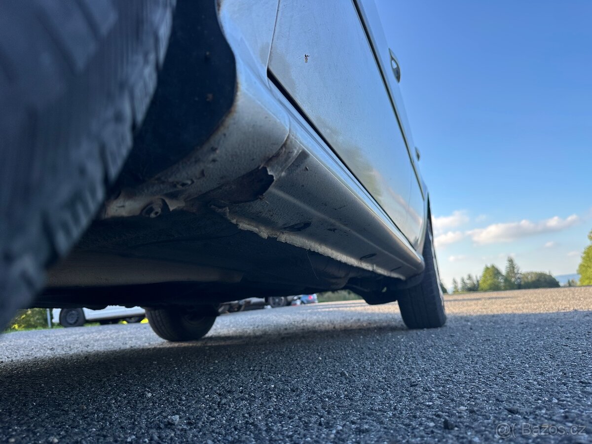 Škoda Octavia I 1.9 TDI 66 kW - 13