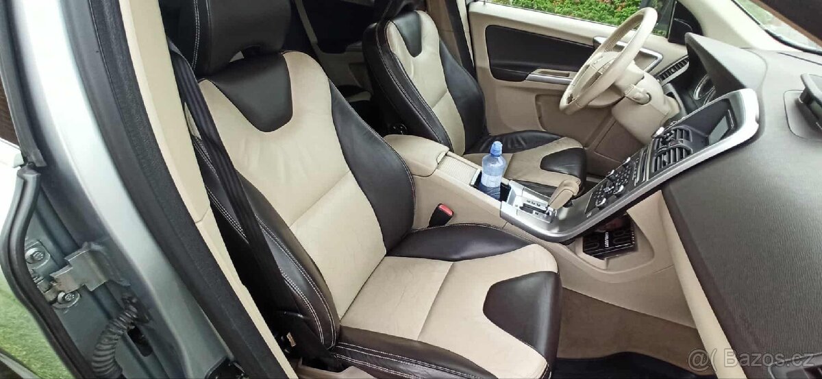 Volvo XC60 D5 AWD, 2.4D. - 13