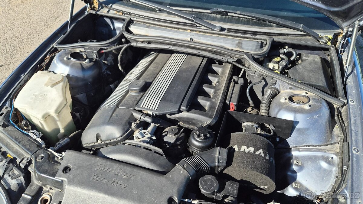 BMW E46 320i - 13