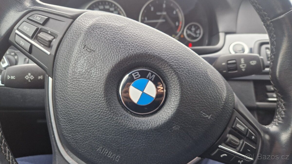 BMW 520d automat 135kW r.v.2011 - 13