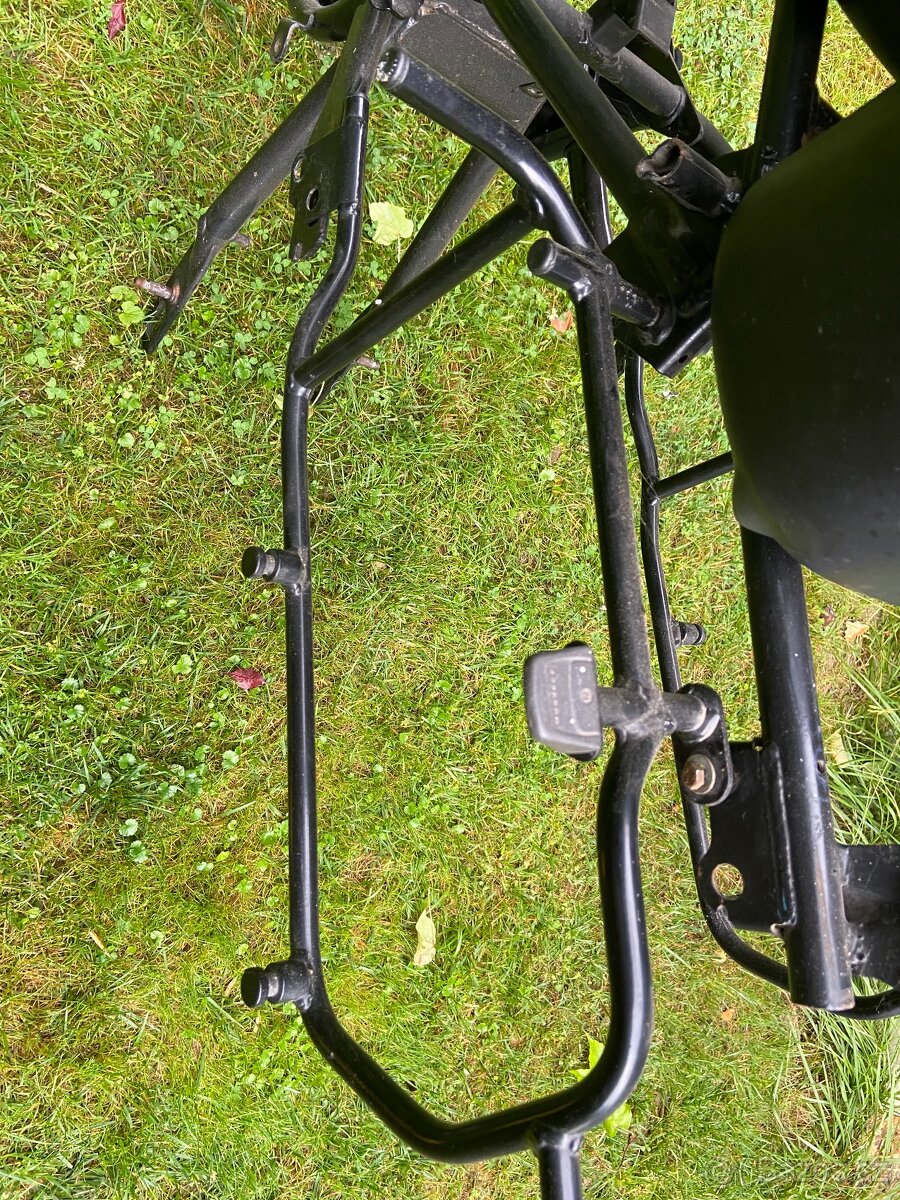 jawa 350/640/ Tramp/639 Chopper nosiče vč. kufru 2ks - 13