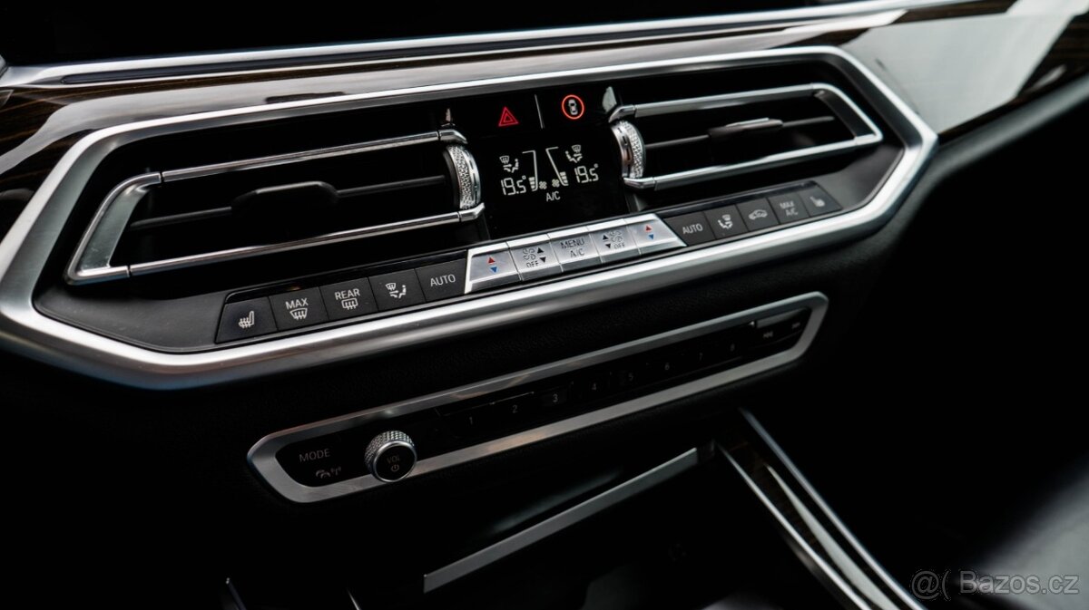 BMW X5m xDrive30d A/T - 13