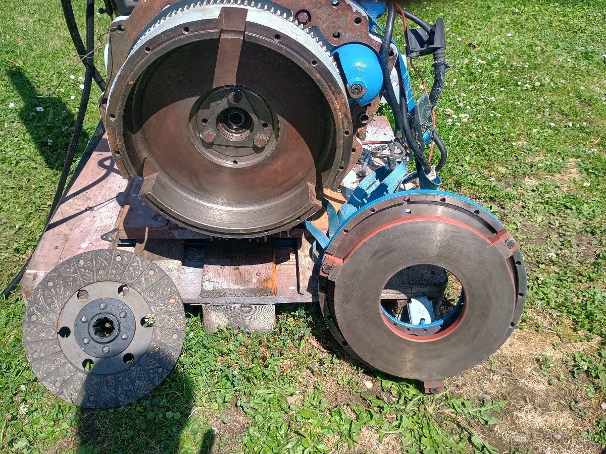 Predám motor zetor4701 - 13