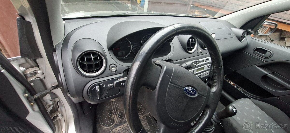 Prodam Ford fiesta 1.4 16v - 13