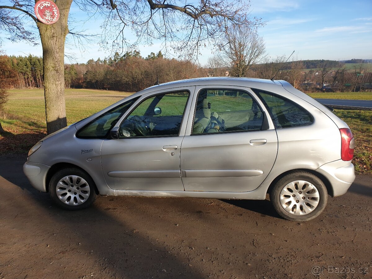 Xsara Picasso 1.6 HDI - nová STK - 13