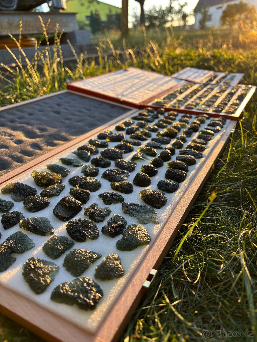 Vltavín moldavite - 13