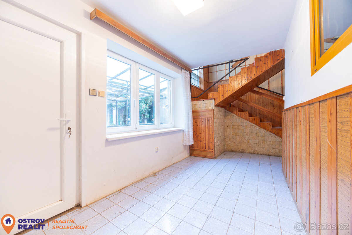 Prodej dvougenerační rodinný dům, pozemek 1 198 m2, Přemyslo - 13