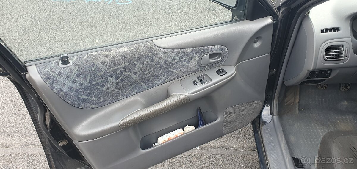 Mazda 323f BJ 1.5 65kw - 13