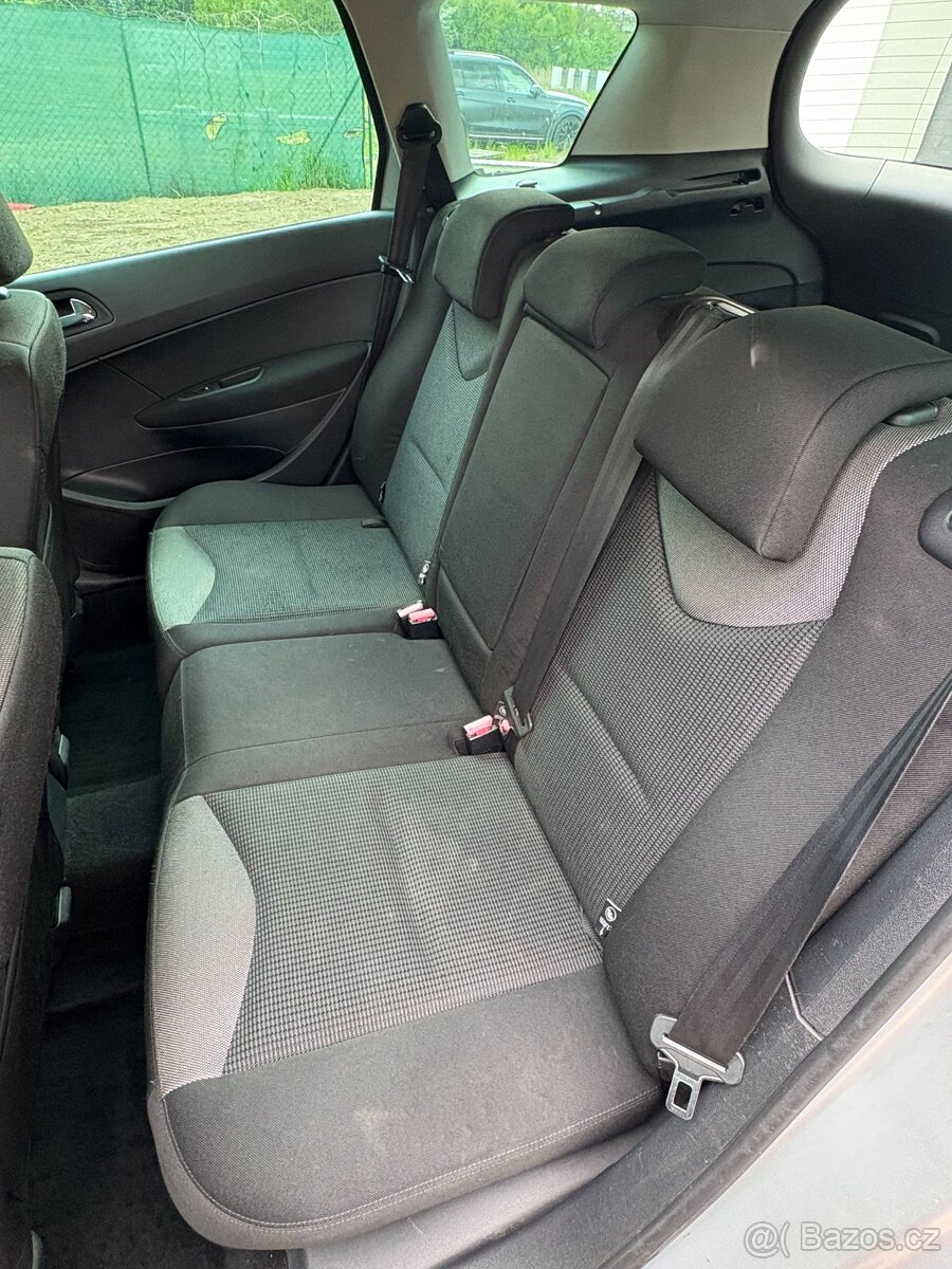Peugeot 308 kombi, 2012 - 13