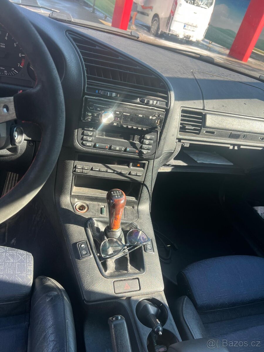 BMW 323i e36 125kW LPG - 13