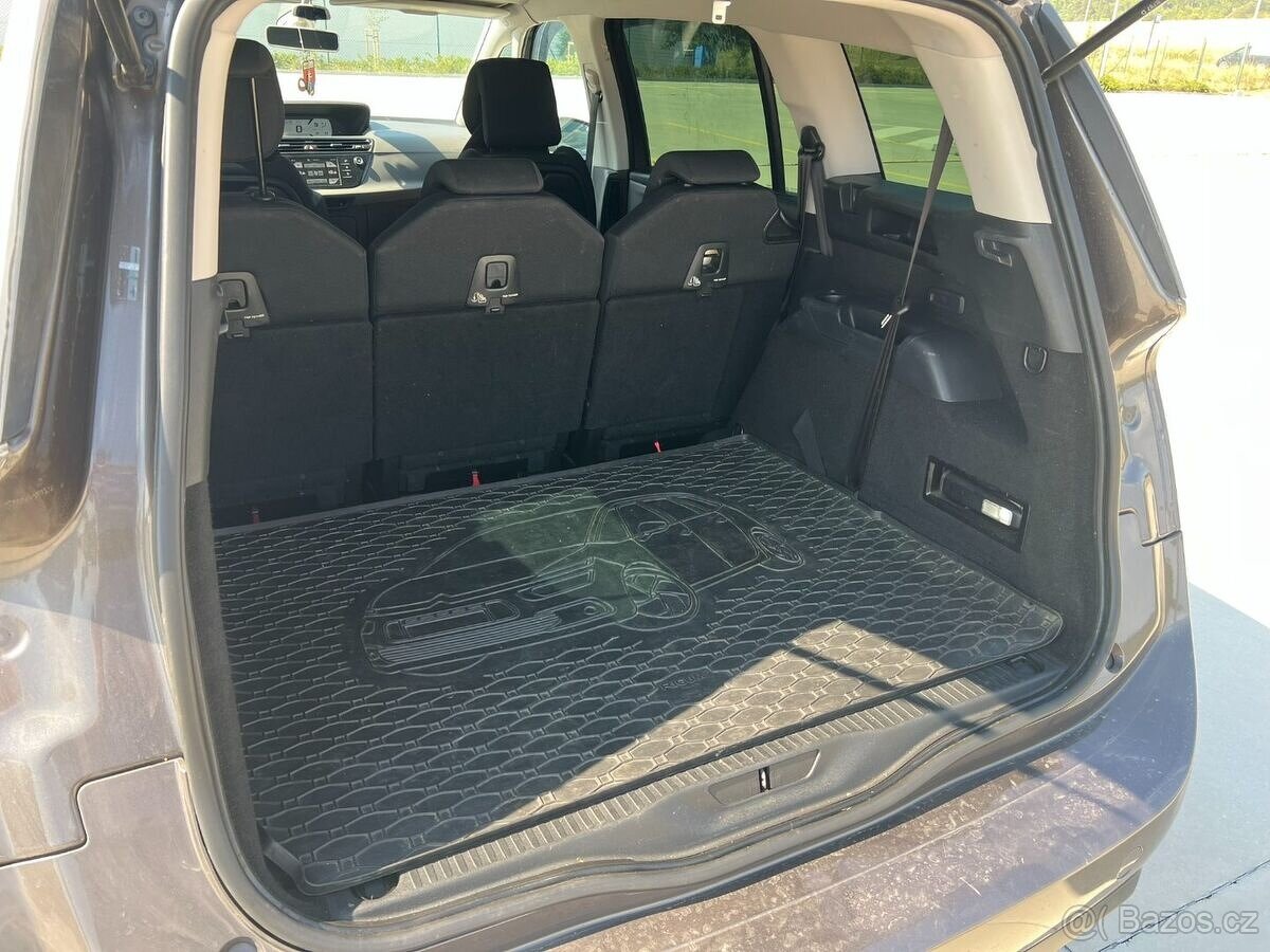 Citroen C4 Grand Picasso - 13