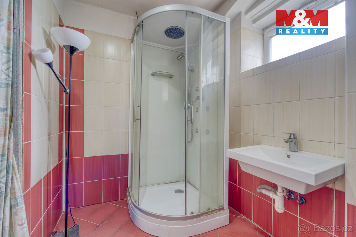 Pronájem rodinného domu, 189 m², Králův Dvůr, ul. Plzeňská - 13