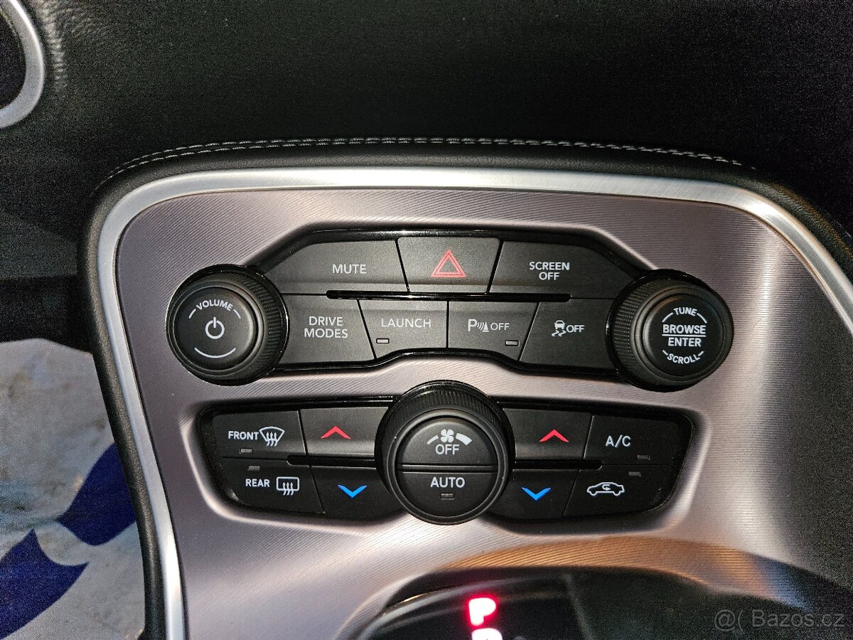 Dodge Challenger 6.4 V8 Scat Pack Wide r.v.2022 - 13