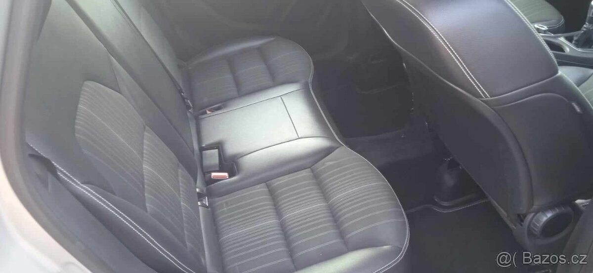 PRODÁM Mercedes-Benz B180Cdi kombi - 13