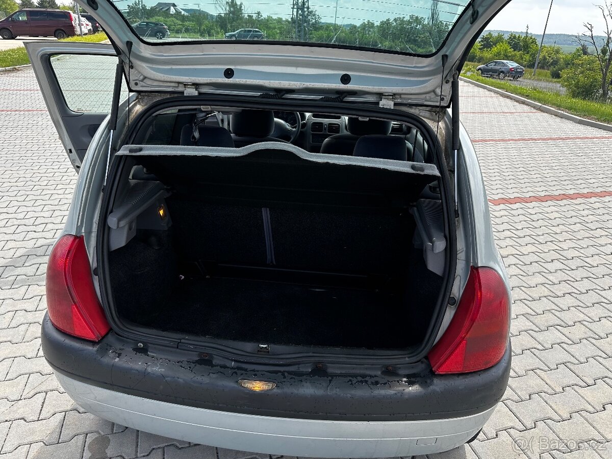 Renault Clio 1.2 55Kw Benzín - 13