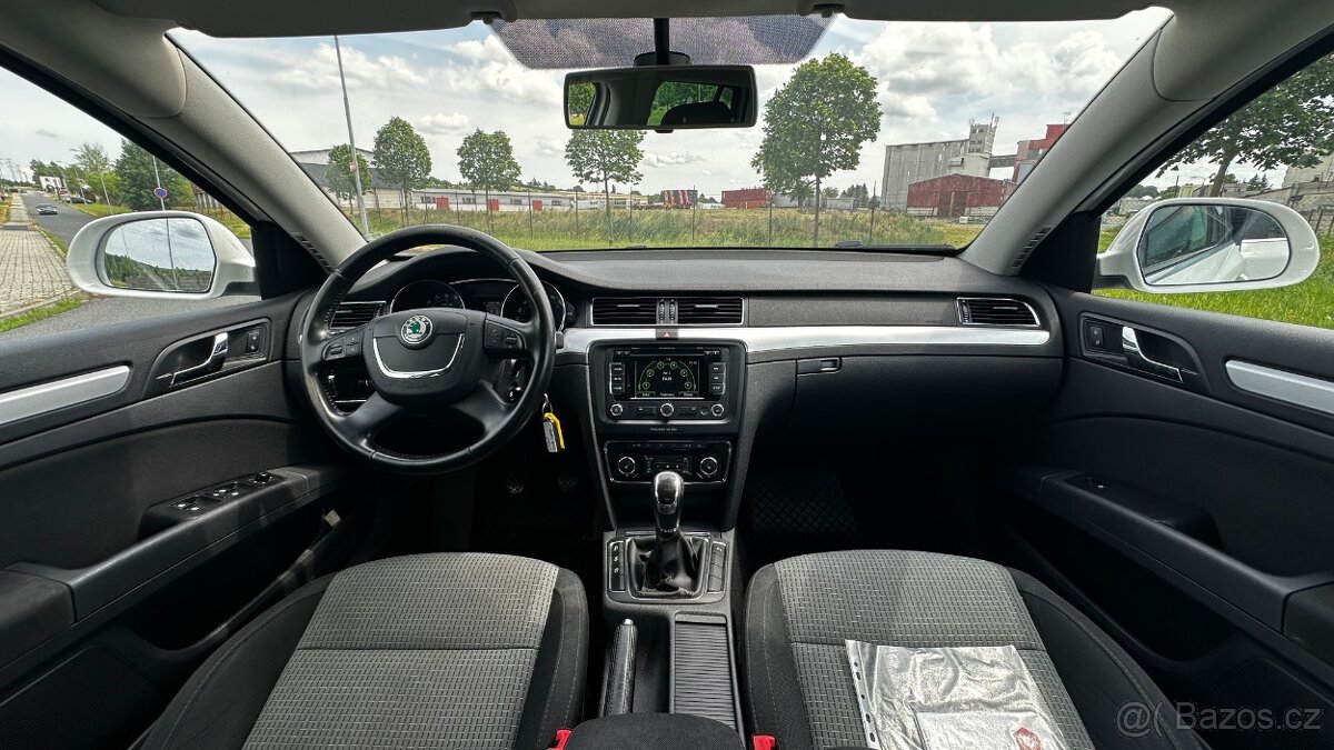 ŠKODA SUPERB 2.0 TDI - 13