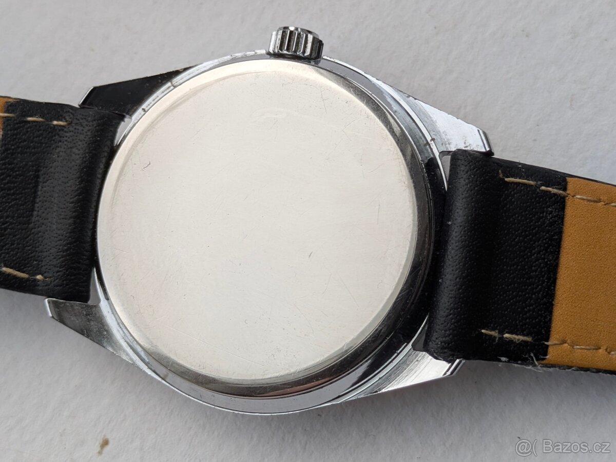 Hodinky PRIM ČERVENÉ Typ 66 228 1 - KRÁSNÝ STAV - 13