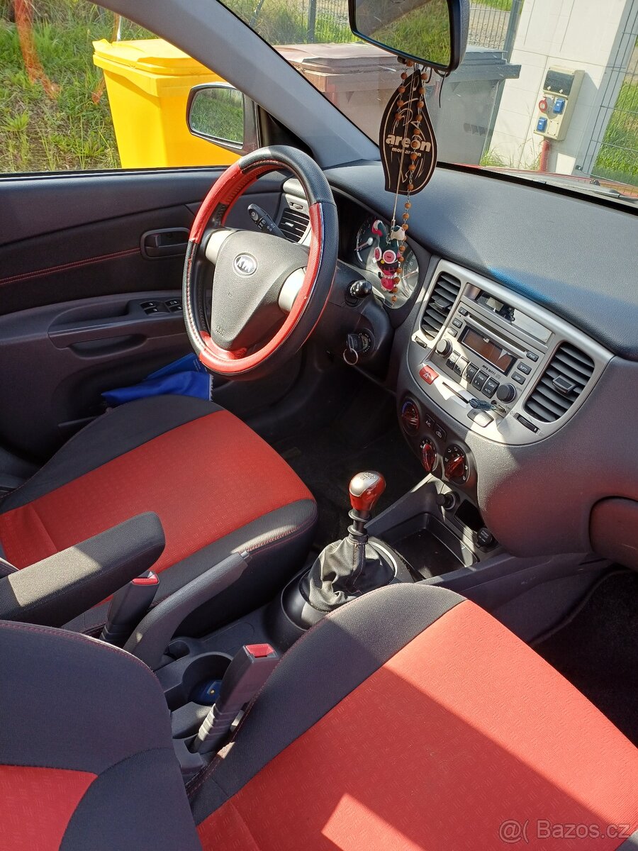 Kia rio, Prvni majitel, klima,plus sada litych kol - 13