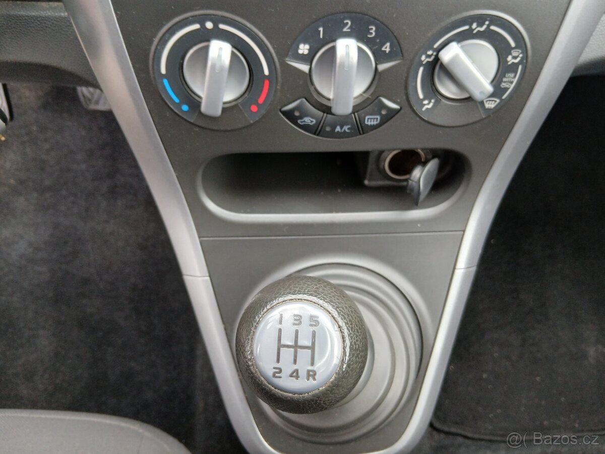 Suzuki Splash, 1.0i, 5 Dv., KLIMA - 13