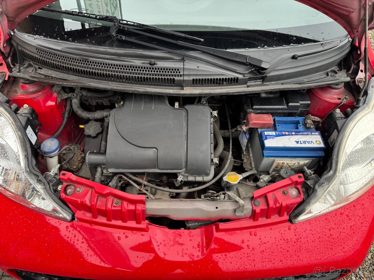 Peugeot 107 1,0i 50kW Junior - 13