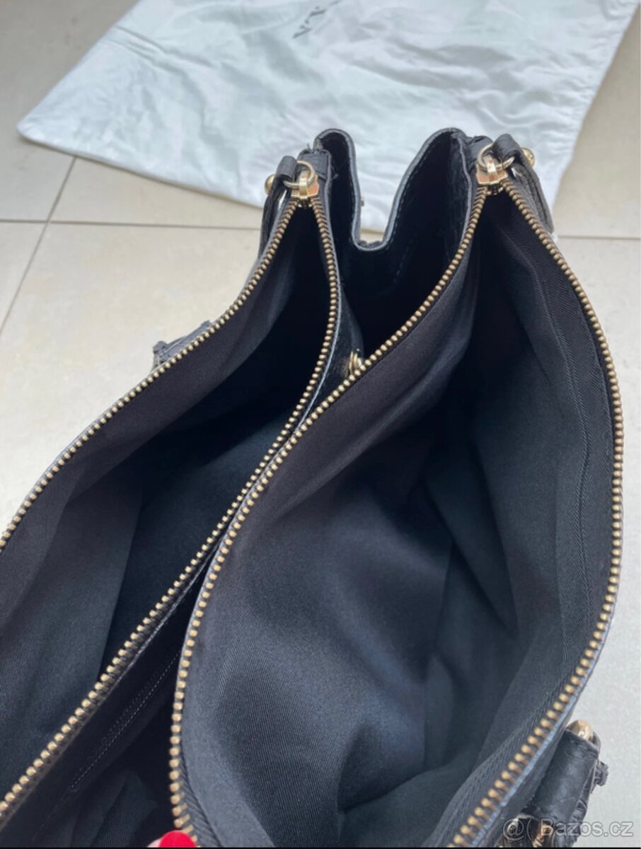 Černá kožená dámská kabelka Marella - 13