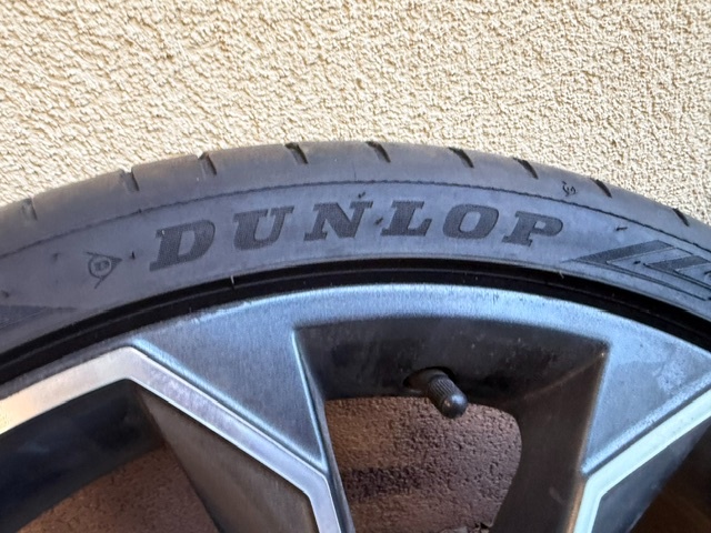 Kola Skoda Extreme 225/35/19 - 13
