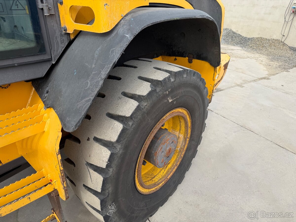 VOLVO L45G - 13
