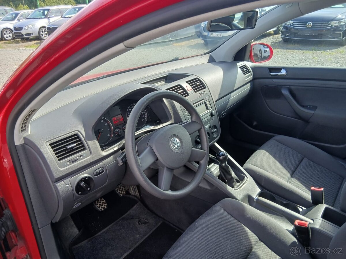 Volkswagen Golf 5, 1.4i - 13