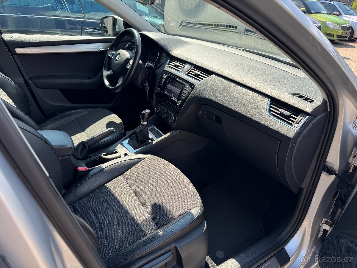 Škoda Octavia III 1.2 TSi Elegance r.v.2013 - 13