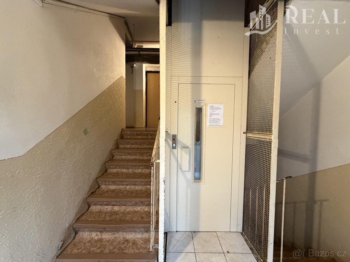 Pronájem, byt, 1+1, po rekonstrukci, OV, Březenecká, Chomuto - 13