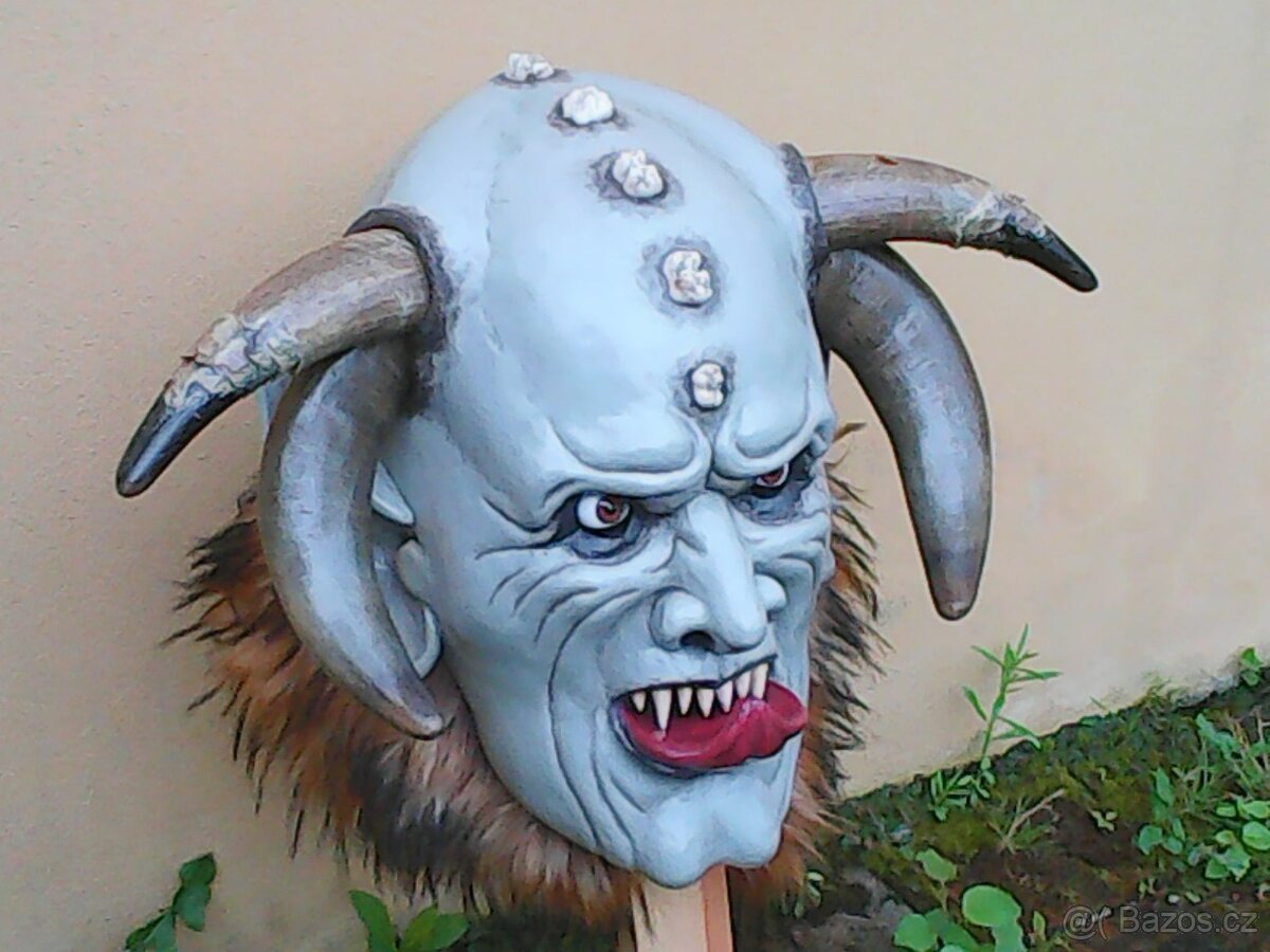 Výroba Krampus masky - 13