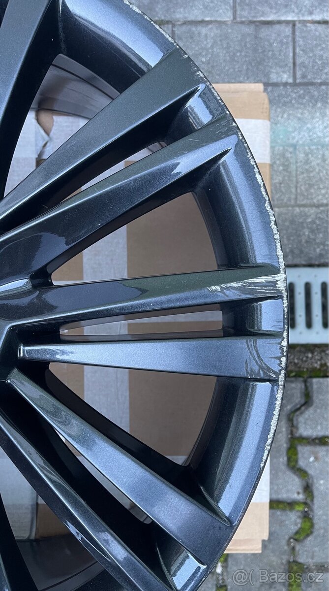 Prodám originál alu kola CANOPUS - 13