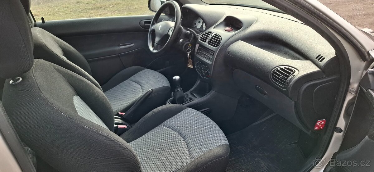 Peugeot 206 1.4HDi / ČR1 / KLIMA / NOVÁ STK 3/2028 - 13