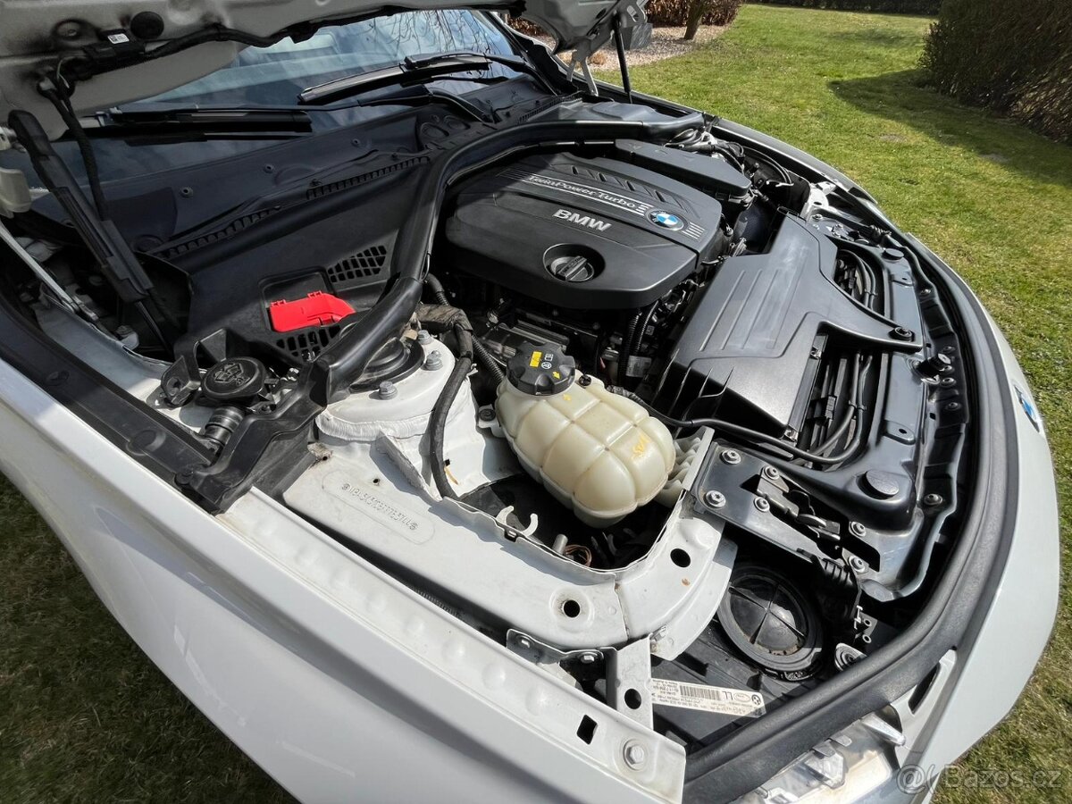 BMW Řada 3, 2015 BMW 320d - 13